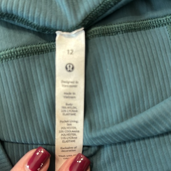 LULULEMON Align Ribbed Legging - Picture 4 of 4